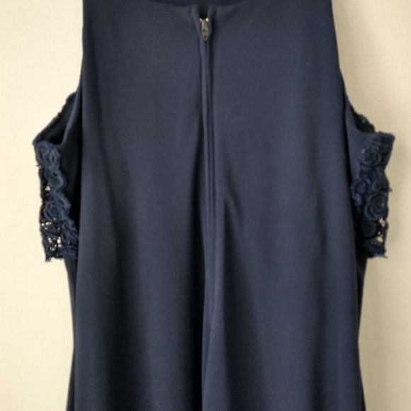 Navy Blue Evening Gown - Picture 3 of 7